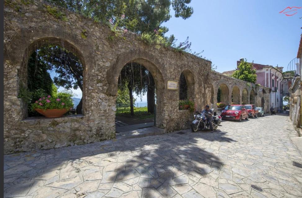 Ravello Vingius Suite Exterior foto